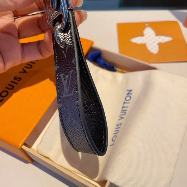 ブランドキーホルダー角部分ディテール